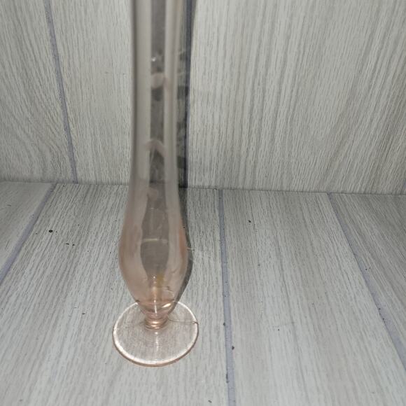 Vntg Pink Depression Swung Glass Fluted Bud Vase With Flower MCM 10" Read - Picture 7 of 9